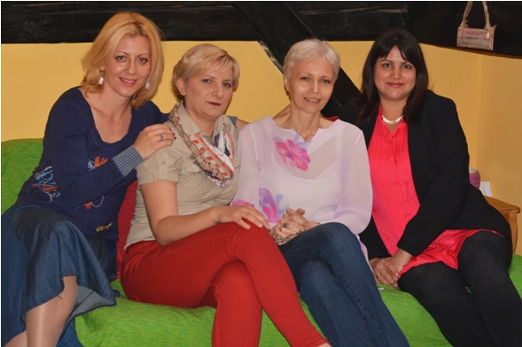 Katarina Majkić sa koleginicama iz Play centra